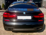 BMW 7 Series foto 2