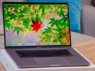 Macbook Pro 16 2020/ Core I7 9750H/ 16Gb Ram/ Radeon Pro 5300M/ 1Tb SSD/ 16" Retina/ 174Cycles!! foto 5