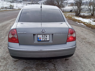 Volkswagen Passat foto 4