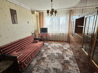 Apartament cu 2 camere, 56 m², Râșcani, Chișinău foto 2