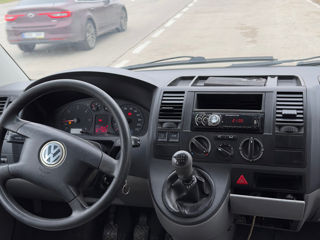 Volkswagen T5 foto 3