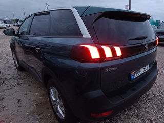 Peugeot 5008 foto 3