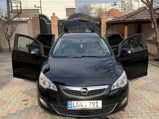 Opel Astra foto 1