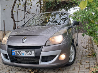 Renault Scenic foto 2