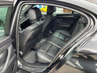 BMW 5 Series foto 18