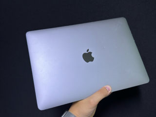 MacBook Pro 13 (2016) foto 2