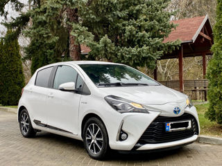 Toyota Yaris foto 2