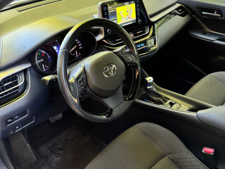 Toyota C-HR foto 6