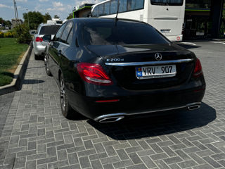 Mercedes E-Class foto 4