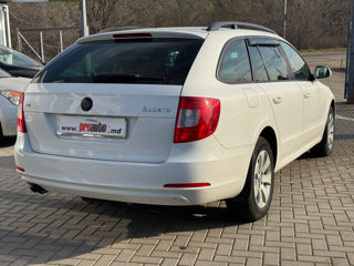 Skoda Superb foto 4