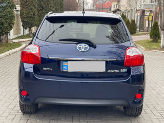 Toyota Auris foto 6