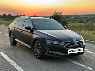 Skoda Superb foto 2