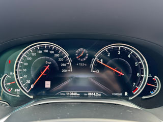 BMW 7 Series foto 17