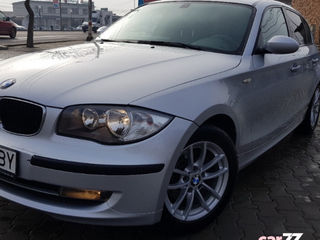 BMW 5 Series foto 5