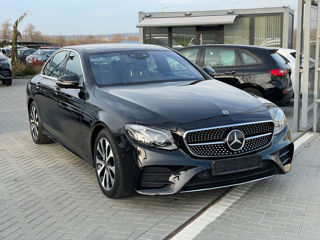 Mercedes E-Class foto 2