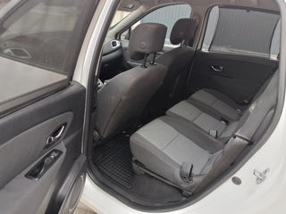 Renault Scenic foto 7