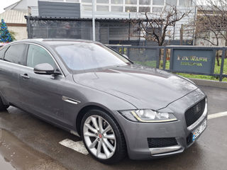 Jaguar XF foto 9