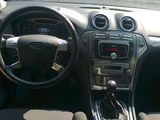 Ford Mondeo foto 7