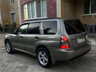 Subaru Forester foto 1