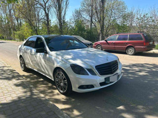 Mercedes E-Class foto 5