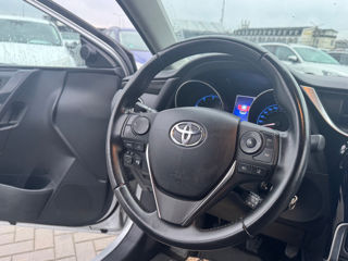 Toyota Auris foto 9