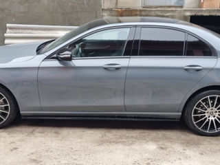 Mercedes E-Class foto 2