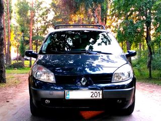 Renault Grand Scenic foto 1