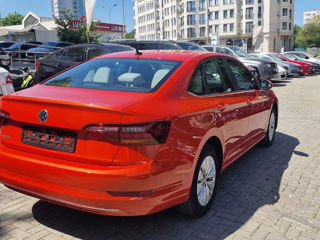 Volkswagen Jetta foto 7