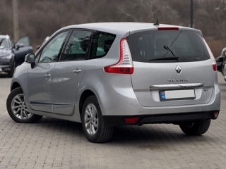 Renault Grand Scenic foto 5