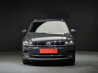 Volkswagen Tiguan foto 3