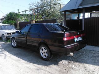 Alfa Romeo 164 foto 2