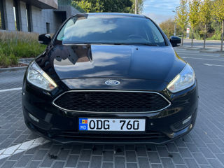 Ford Focus foto 2