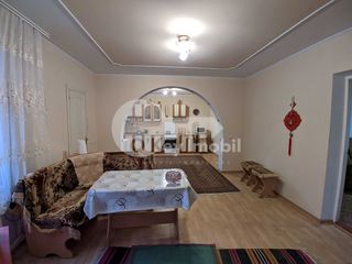 Casă la preț de apartament, 2 nivele, reparație+mobilată, 66700 € foto 12