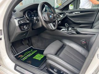 BMW 5 Series foto 11