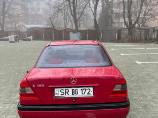 Mercedes C-Class foto 6