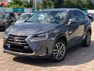 Lexus NX Series foto 1