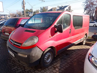 Opel Vivaro foto 2