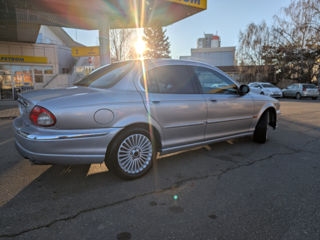 Jaguar X-Type foto 4