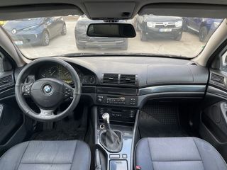 BMW 5 Series foto 9