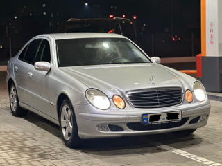 Mercedes E-Class foto 3