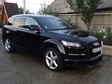 Audi Q7 foto 1