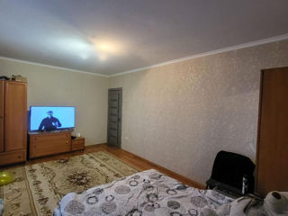 Apartament cu 2 camere, 41 m², Telecentru, Chișinău foto 2