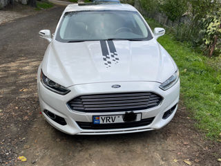 Ford Fusion foto 5