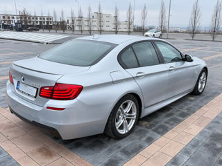 BMW 5 Series foto 4