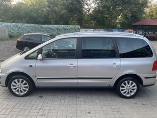 Volkswagen Sharan foto 4