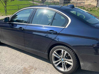 BMW 3 Series foto 5