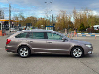 Skoda Superb foto 5