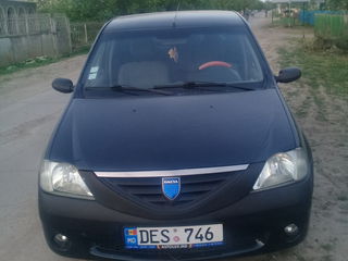 Dacia Logan foto 2