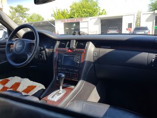 Audi A8 foto 19