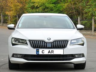 Skoda Superb foto 1